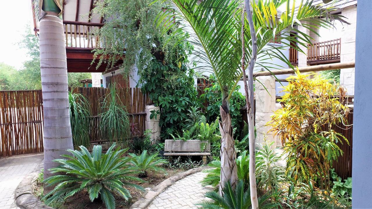 Beyond The Boma Boutique Guesthouse Марлот-Парк Екстер'єр фото